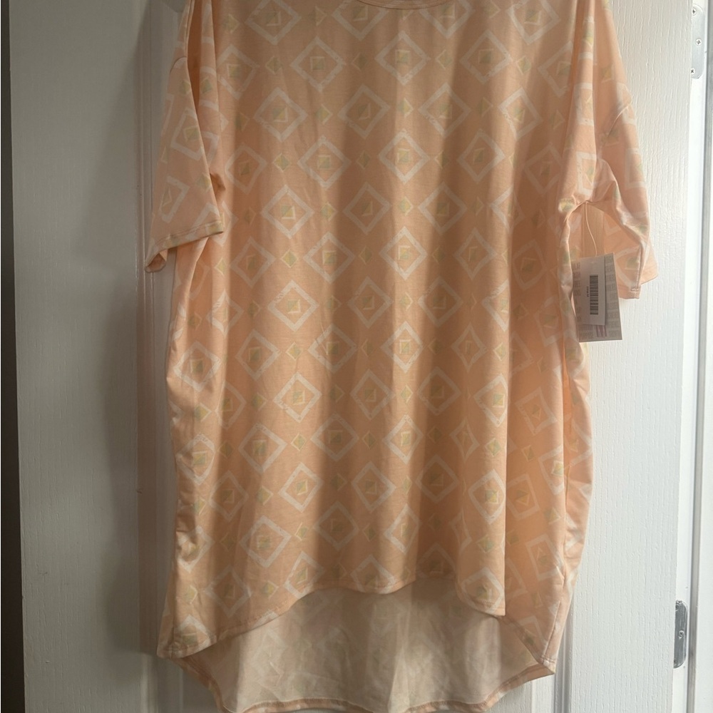 LulaRoe shirt